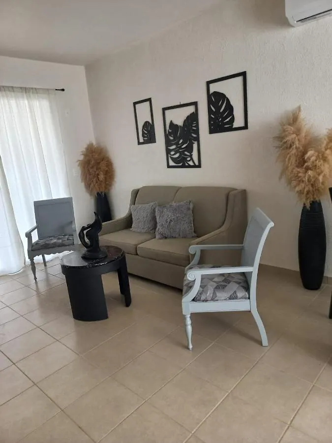 Preciosa Casa Turquesa En Cancun Mexico